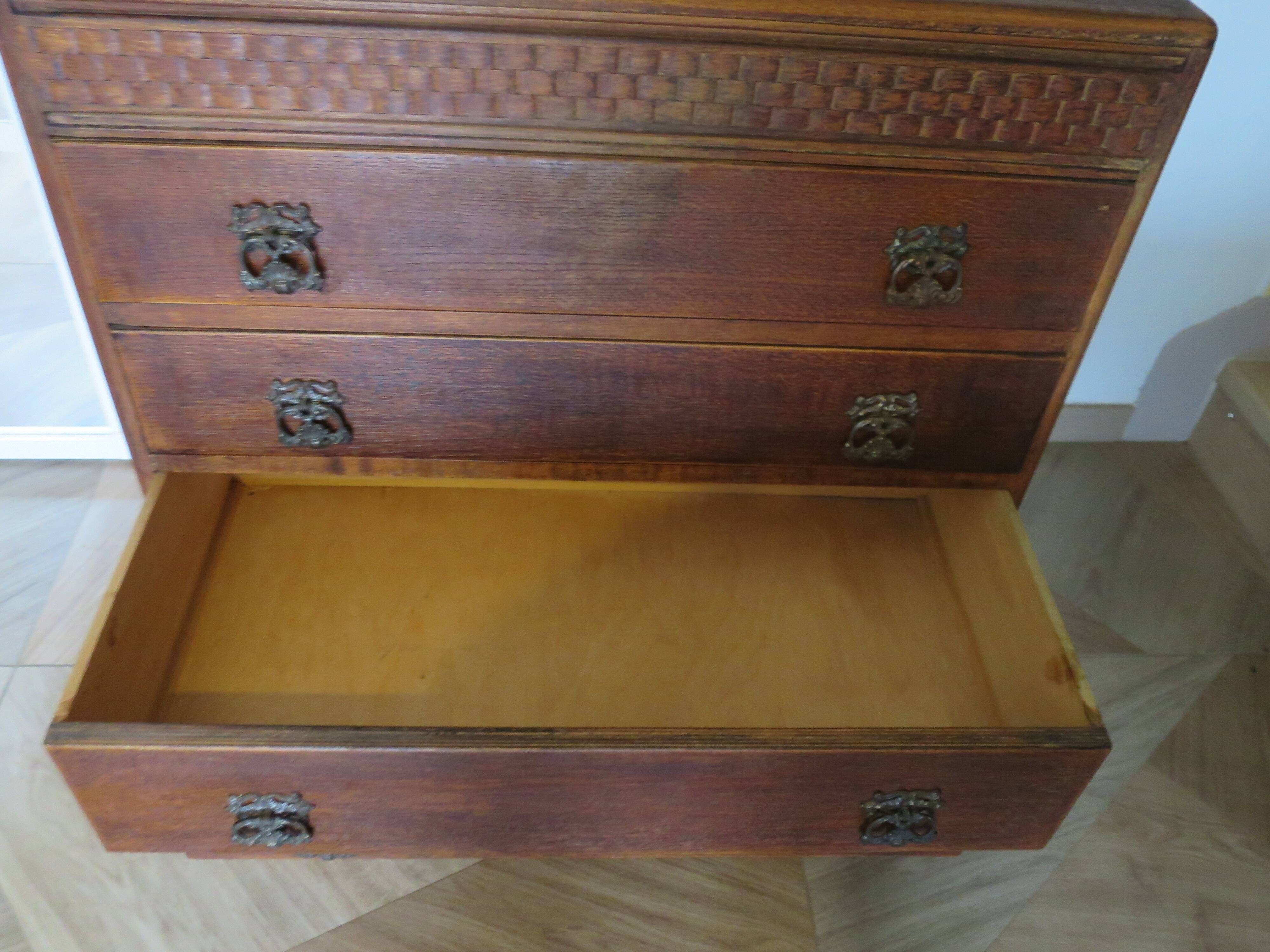 Art Deco chest of drawers with 4 drawers in oak, France 1930s-50s