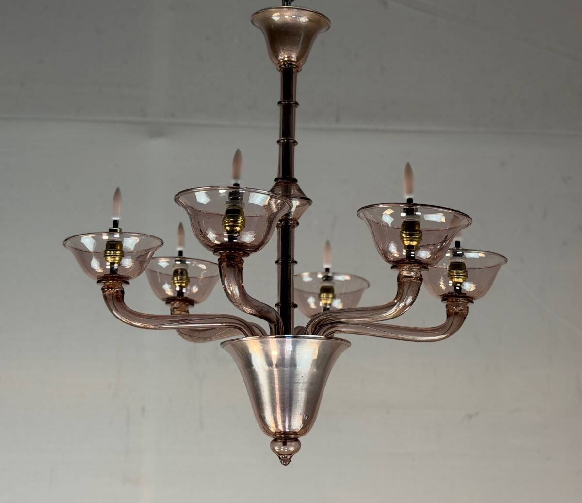 Venetian lustre made of Murano glass in amethyst colour, circa 1920.