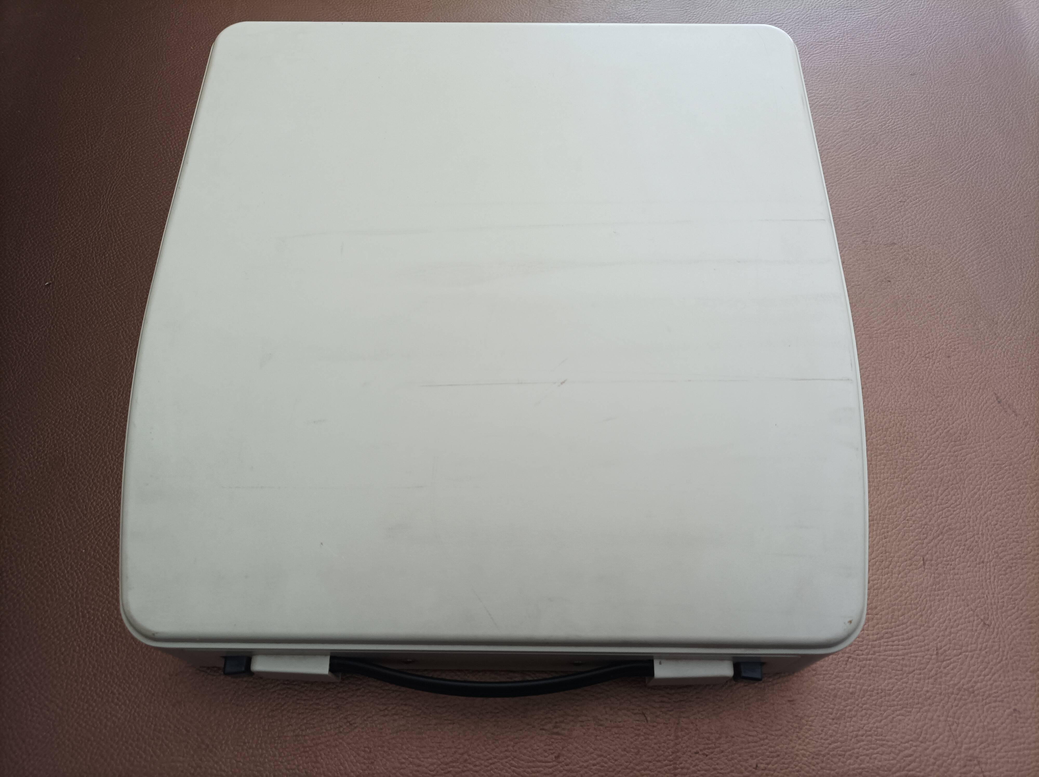 Silver Reed SR12 typewriter