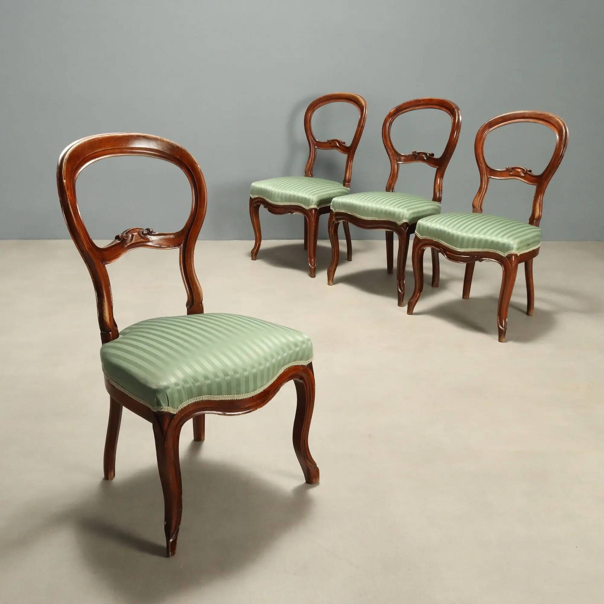 Antique Louis-Philippe walnut chairs, Italy, 19th century