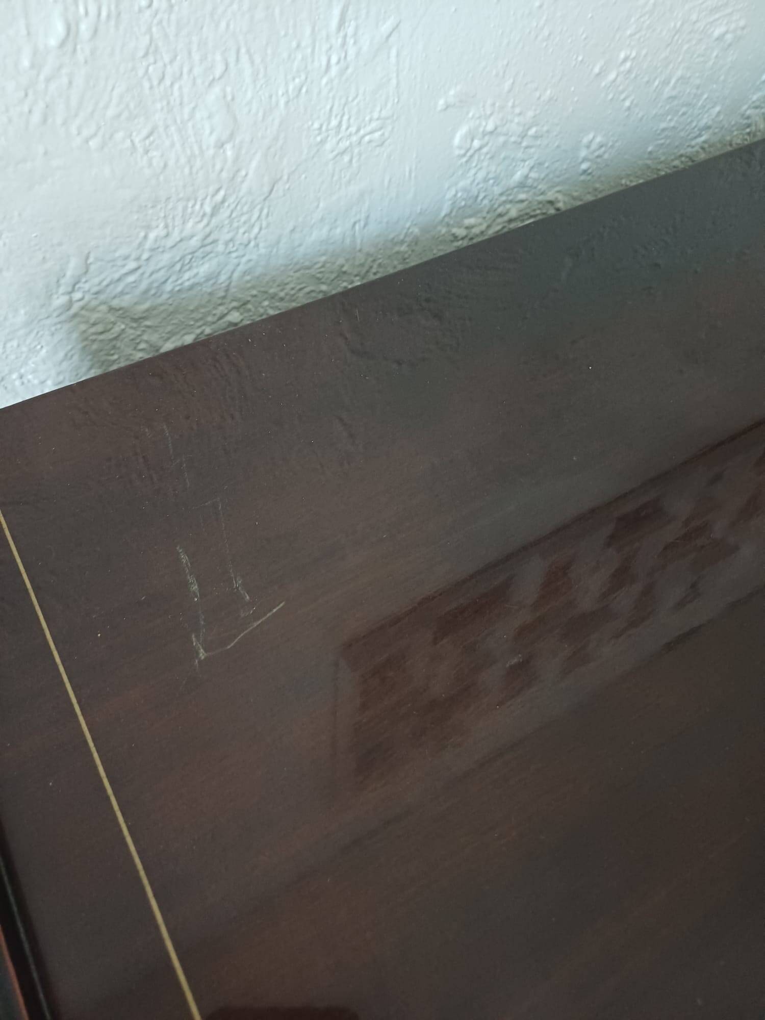 Vintage 1950s TV cabinet, with tapered legs.