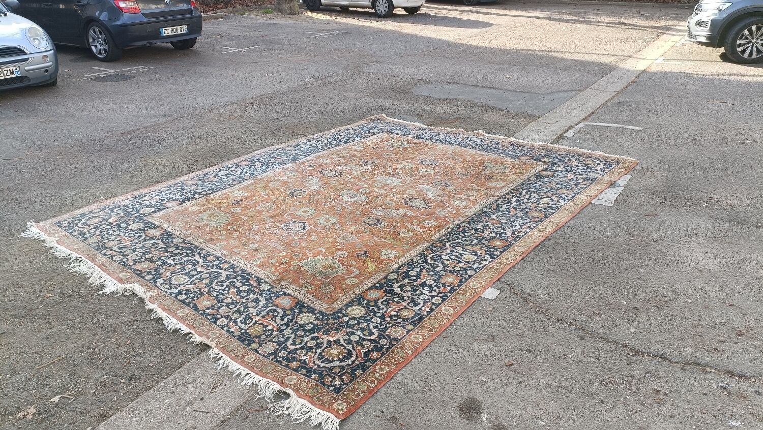 Tapis d'orient, 275x300cm