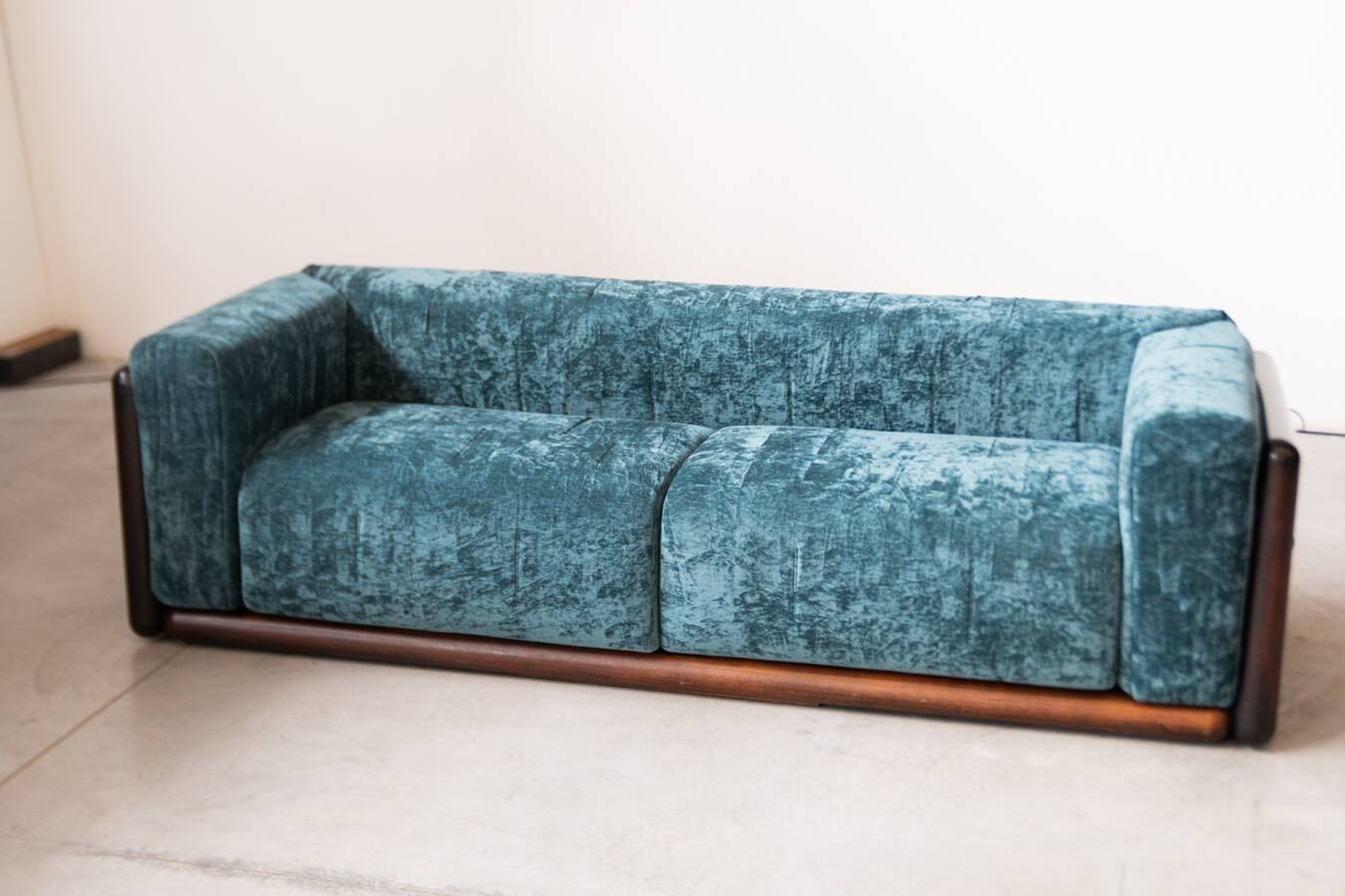 Iconic Carlo Scarpa "Cornaro" Sofa Set for Gavina, 1973