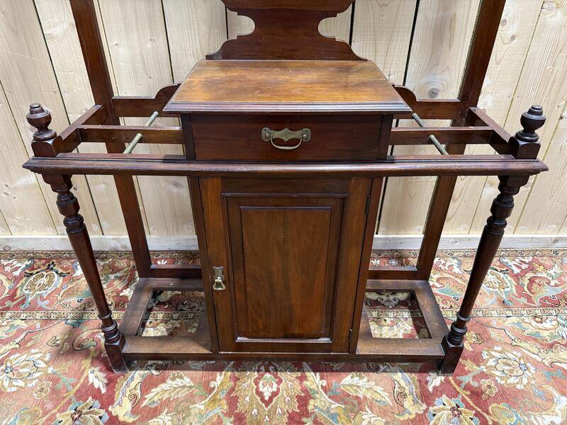 Vestiaire anglais en acajou massif