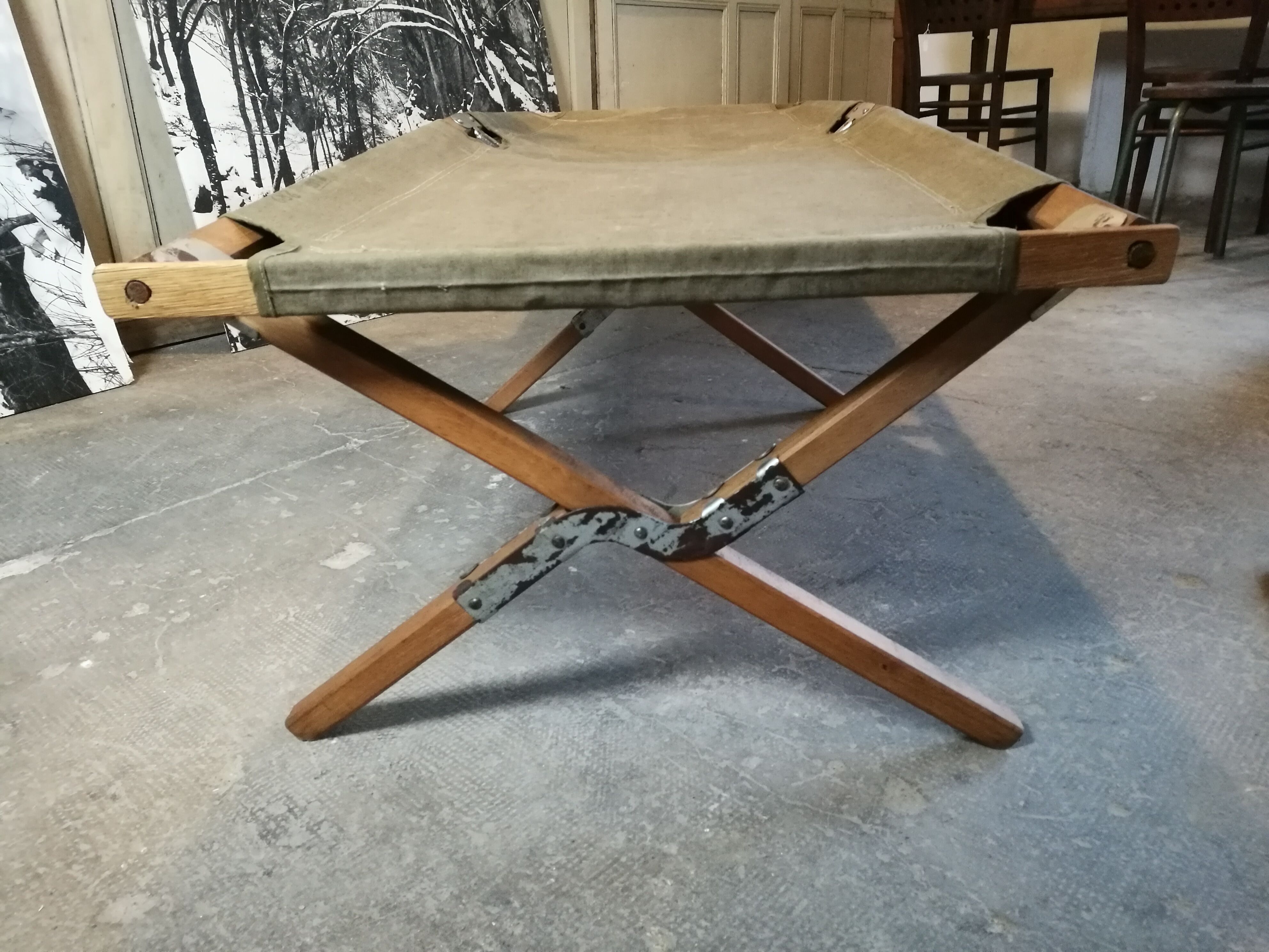 Military bed, khaki peckbed bed