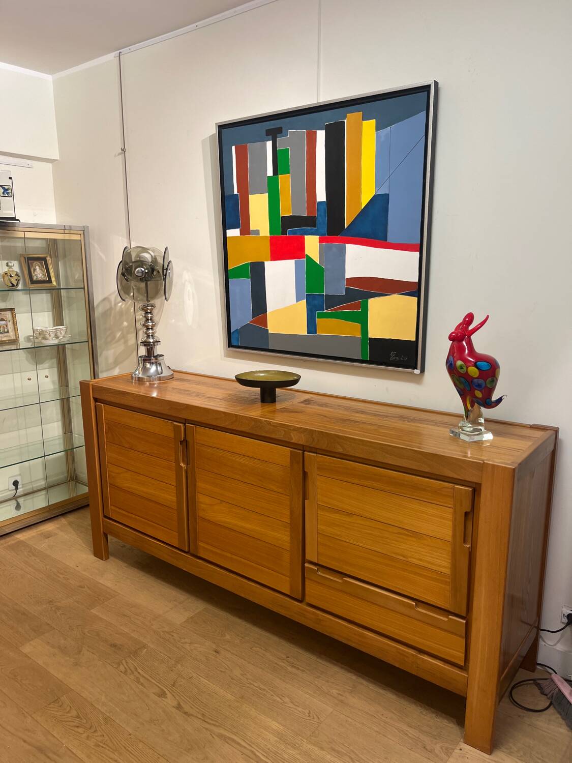 Regain house sideboard