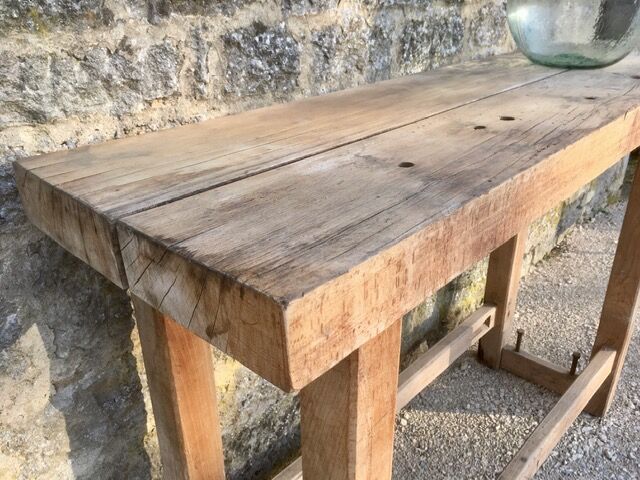 Solid wood carver's workbench