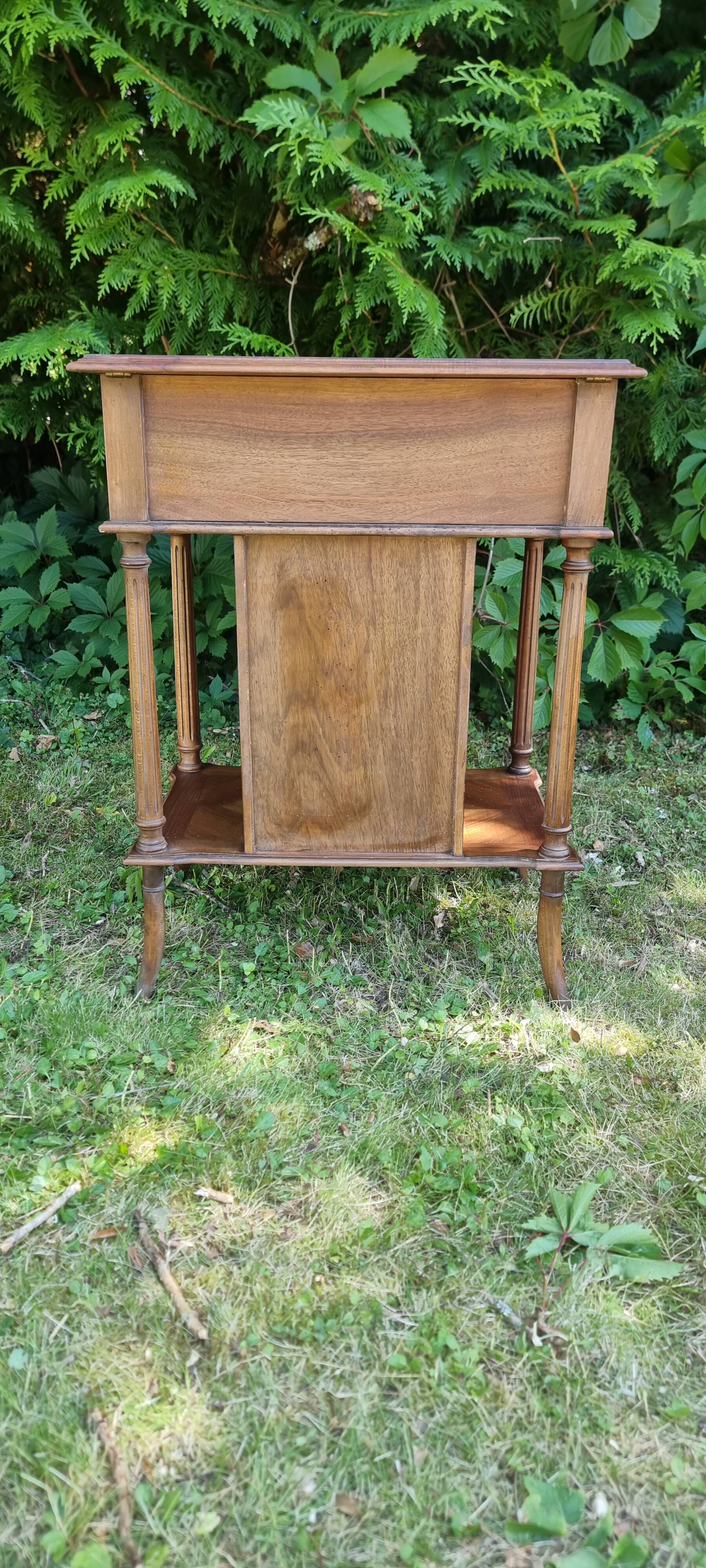 Coiffeuse art nouveau fin 19ème.