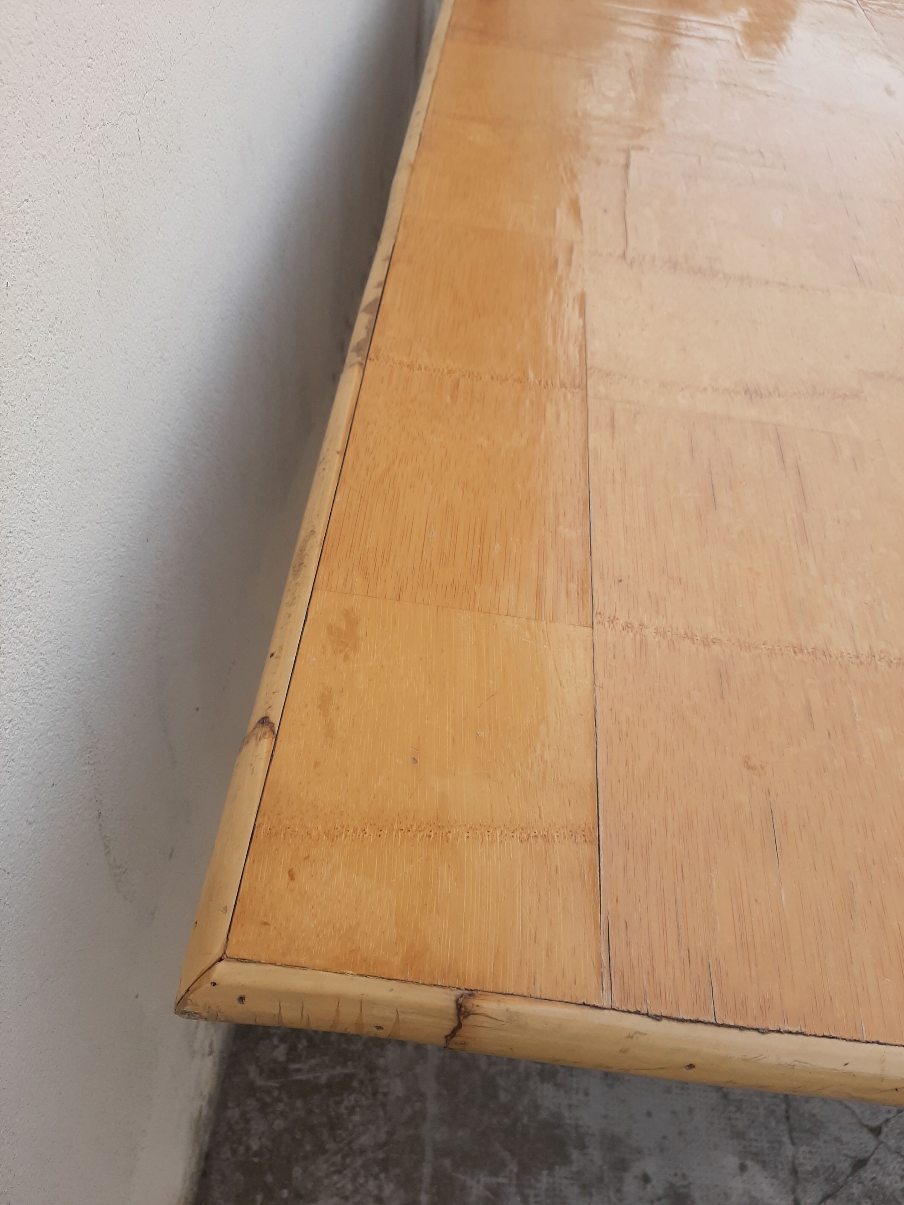 Table de salle à manger en rotin années 50