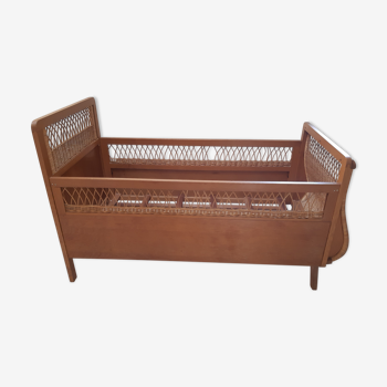 Child bed wood and rattan