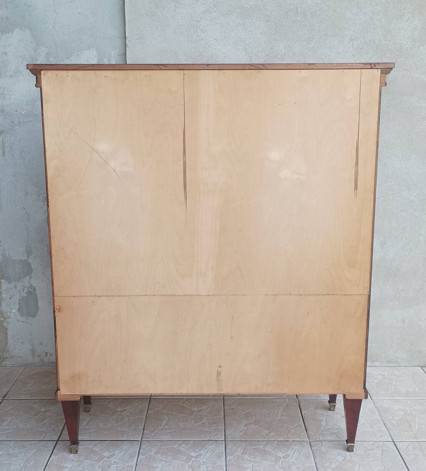 Empire style display cabinet in mahogany veneer