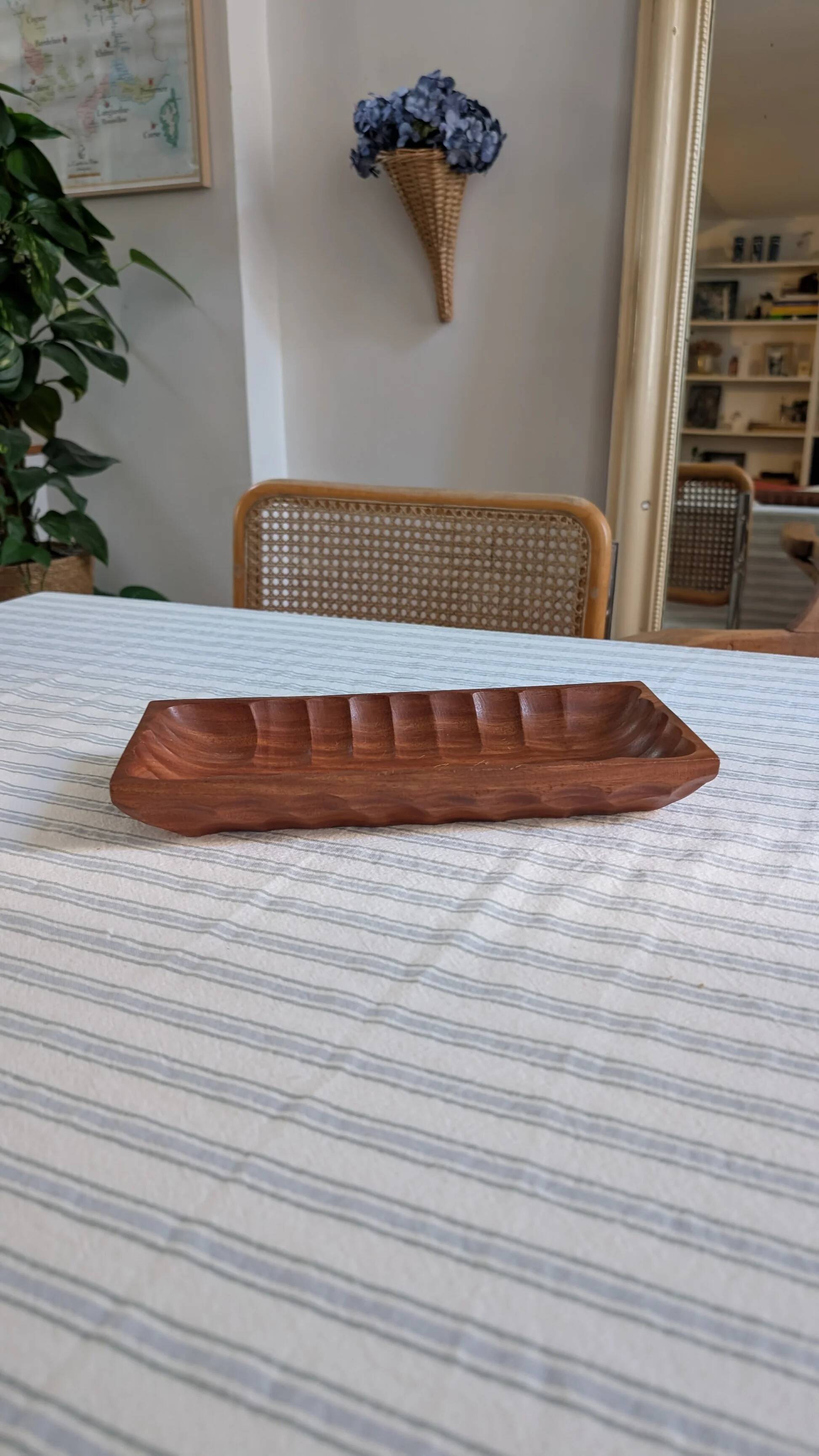 Wooden pocket trays