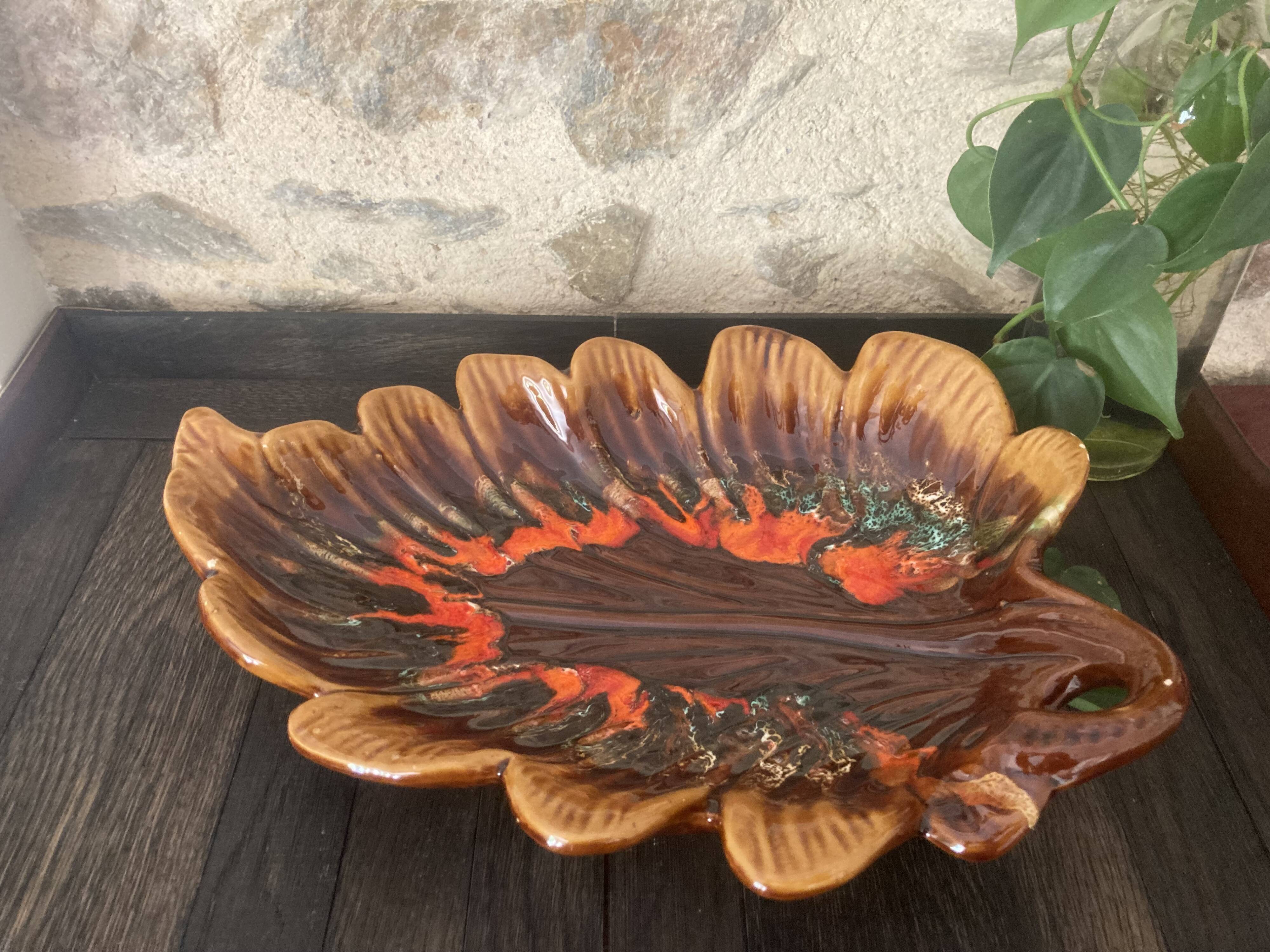 Vintage serving dish in glazed terracotta signed Vallauris