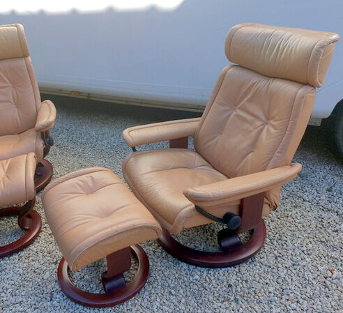 Pair of vintage original ekornes stressless armchairs with stool