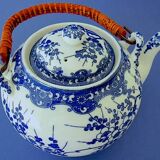 Japanese blue-white porcelain teapot