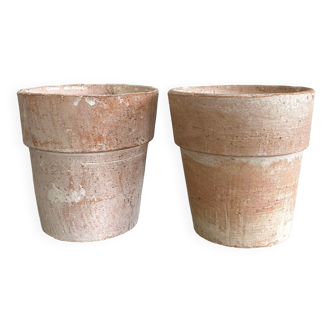 Duo patinated terracotta pots