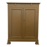 Armoire parisienne