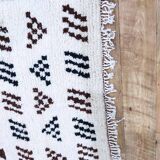 Azilal Berber rug in handmade wool 180 X 105 CM