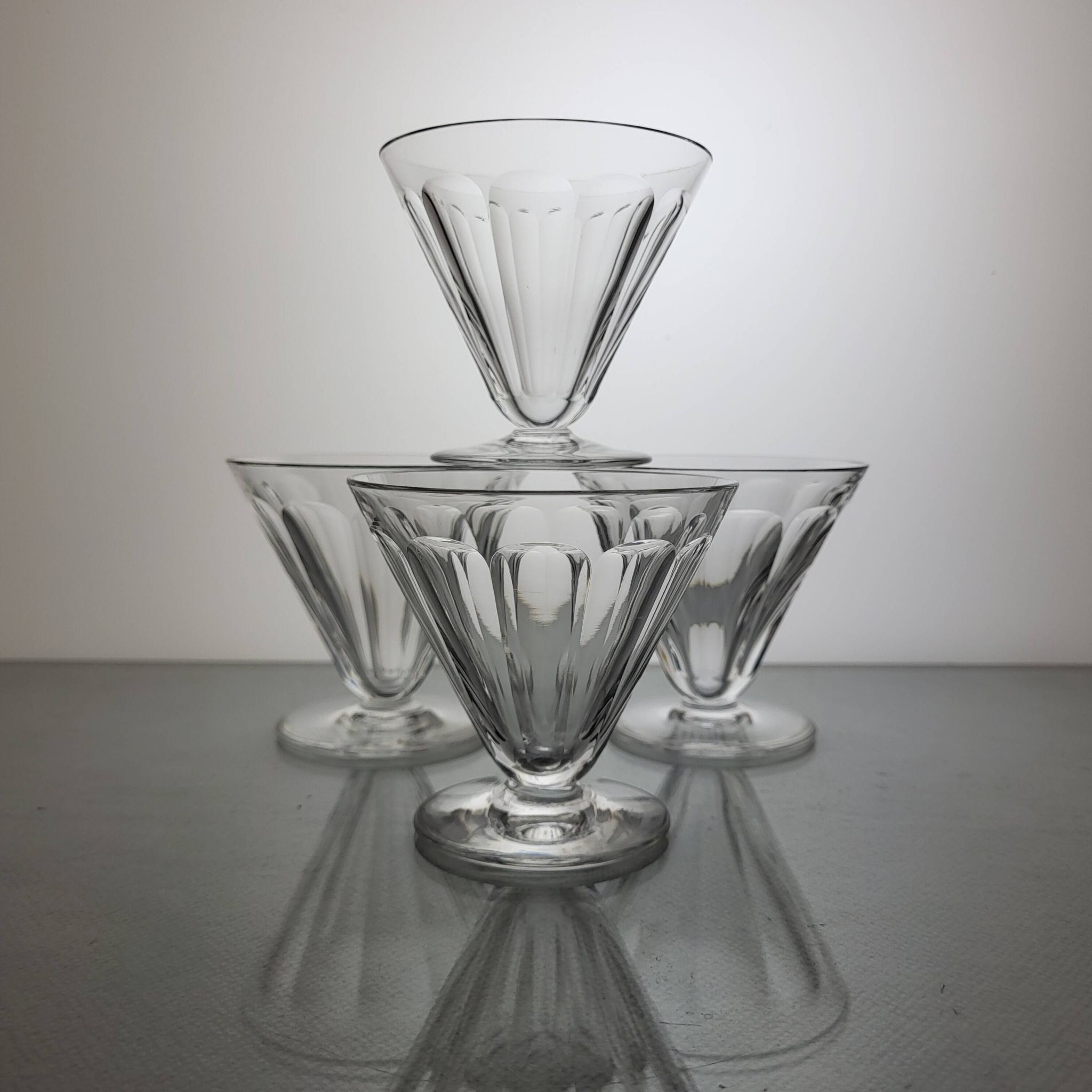 Service 24 pièces en cristal de Baccarat modèle Rex 1920-30's