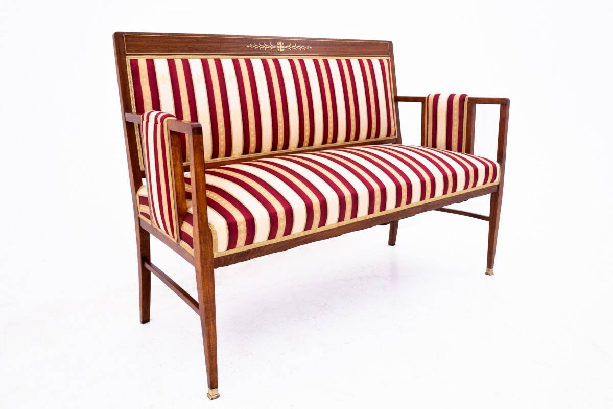 Antique living room set from the end of the 19th century.