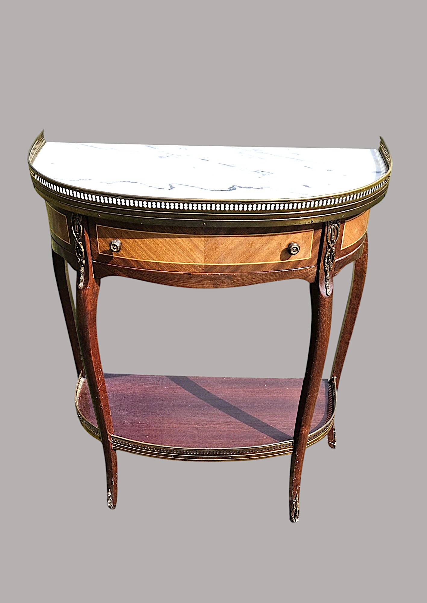 Half-moon console Louis XV-Louis XVI style