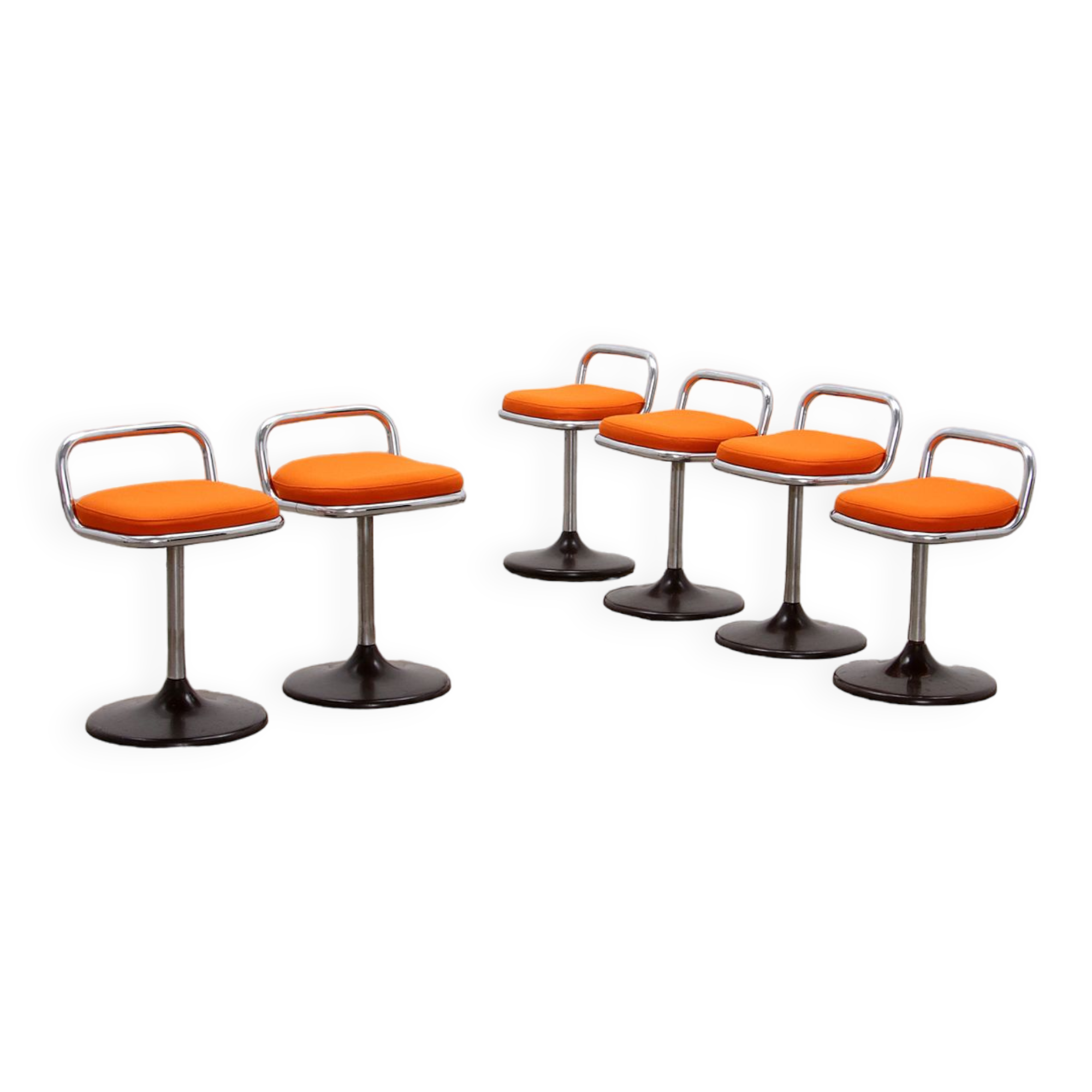 6 tabourets de bar bas italiens avec assise orange 1970 style Joe Colombo