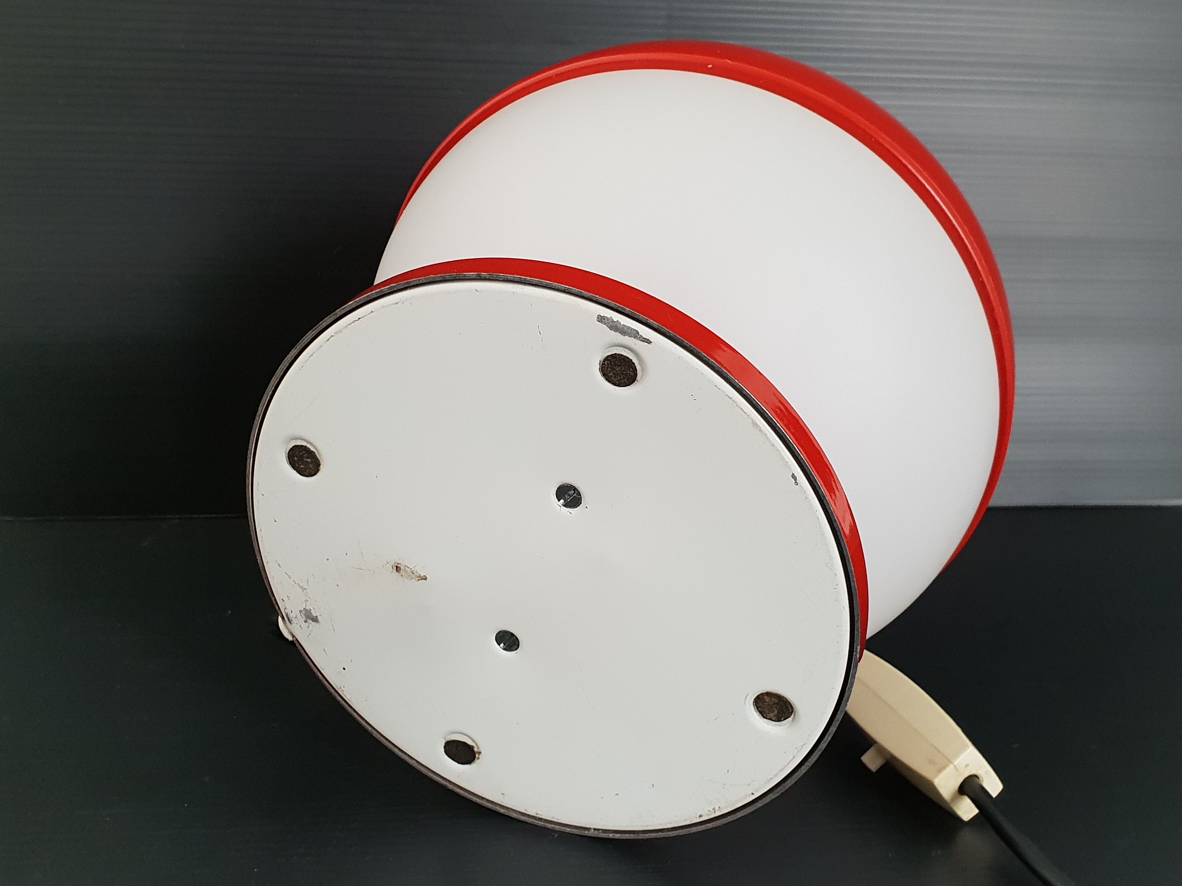 Lampe de table 1960 vintage édition Staff