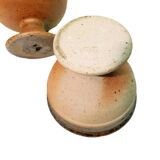 2 glazed stoneware bowls