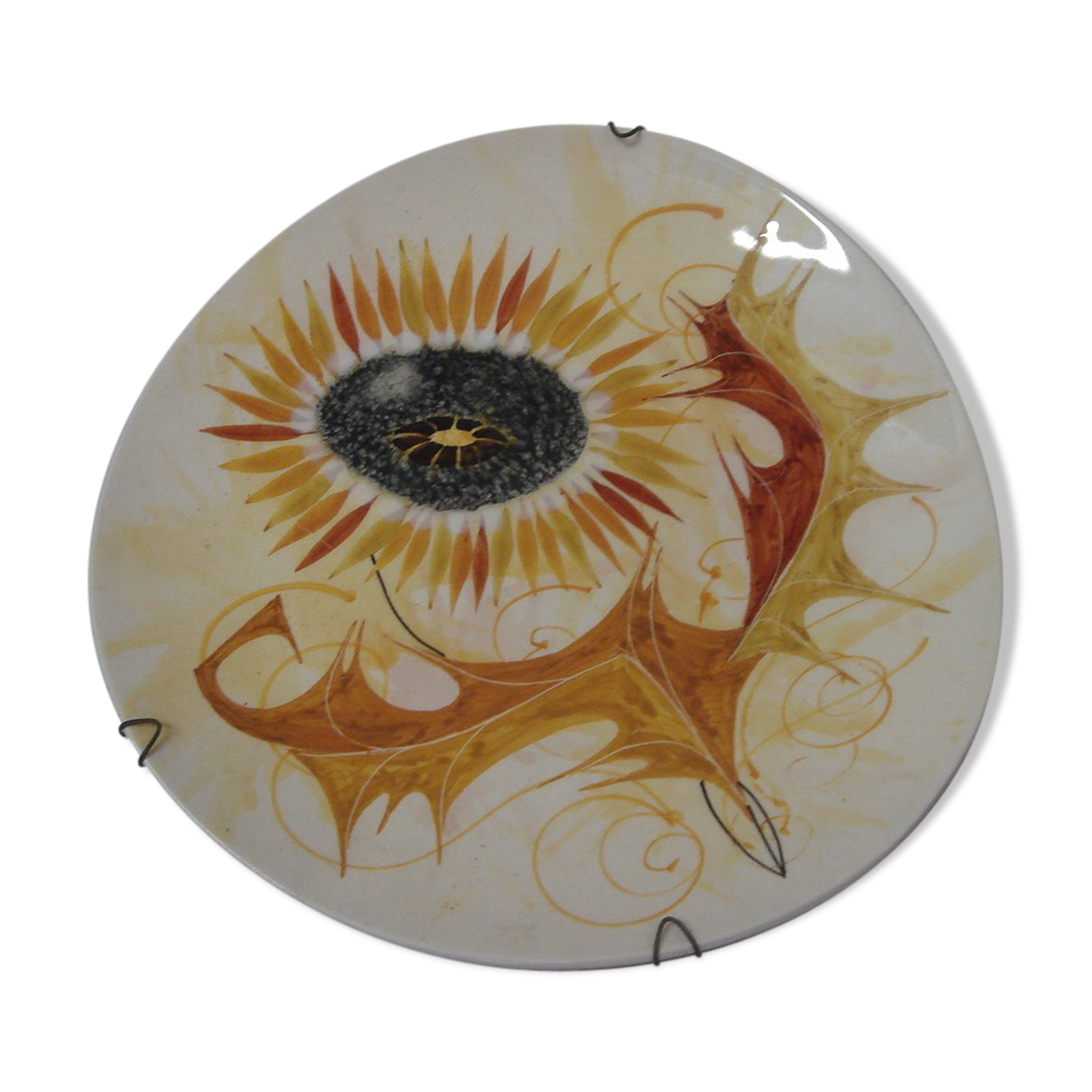 Kerbigot plate, hand-painted enamelled ceramics, Brittany