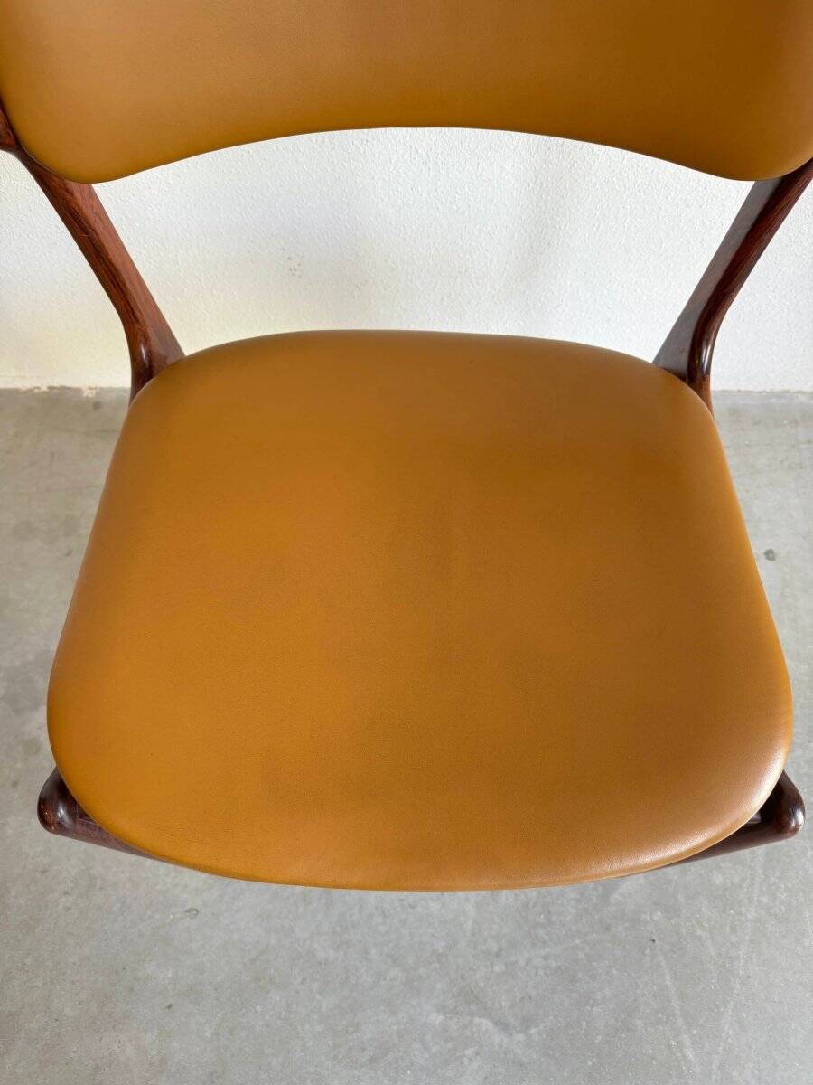Ensemble de chaises vintage en skaï et palissandre