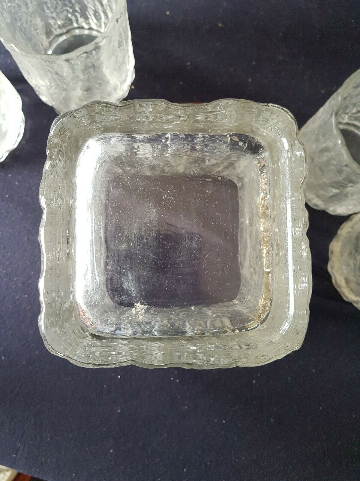 Lot of 4 whiskey glasses with its ice bucket frosted style