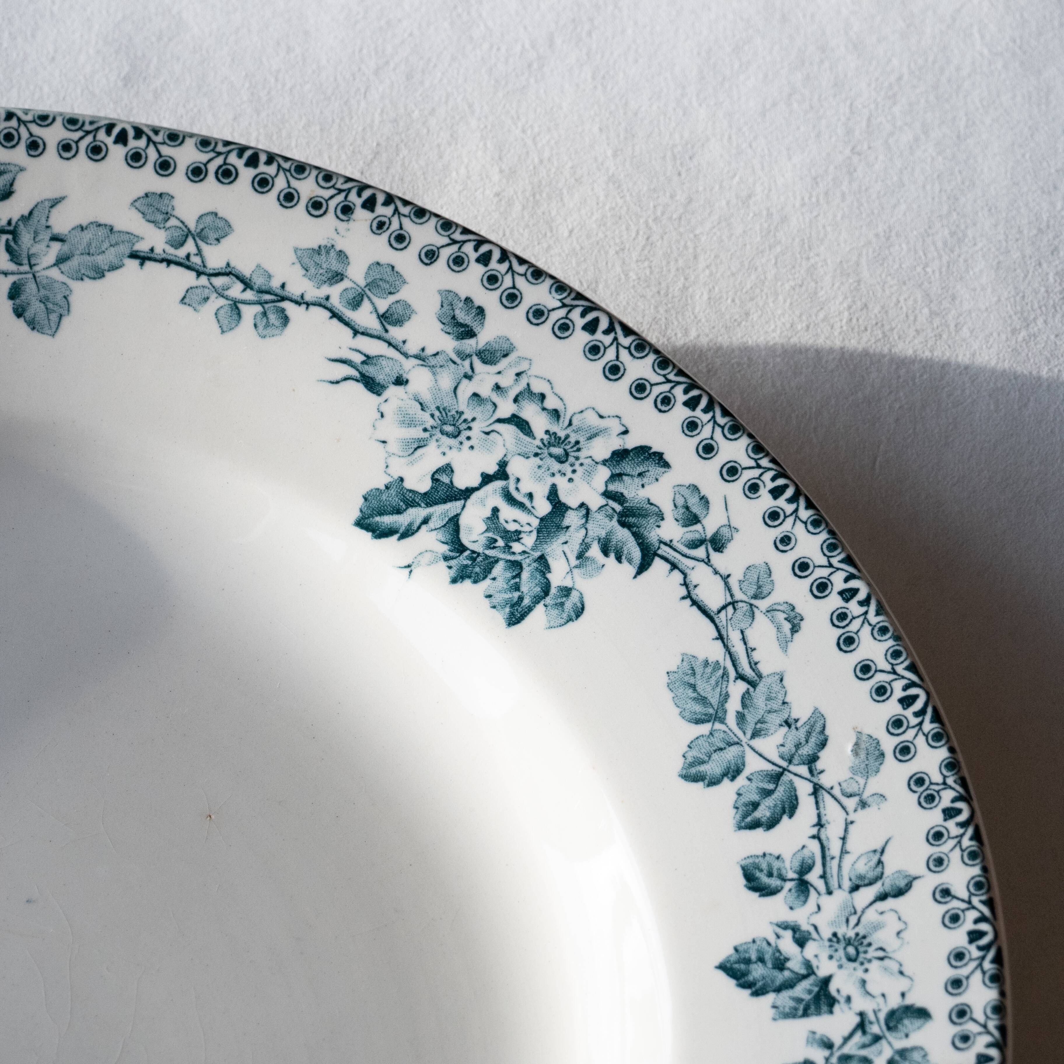 Old iron earth dish, nineteenth signed Debray "Guadeloupe"