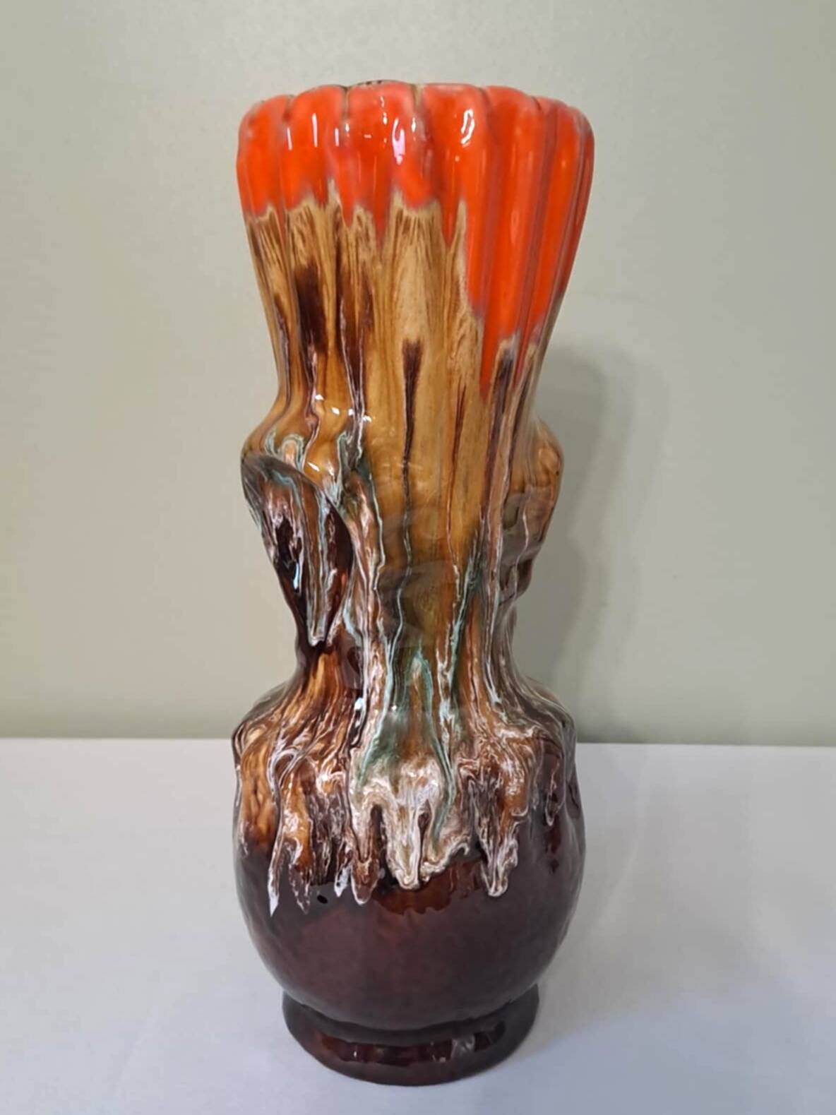 Ceramic vase