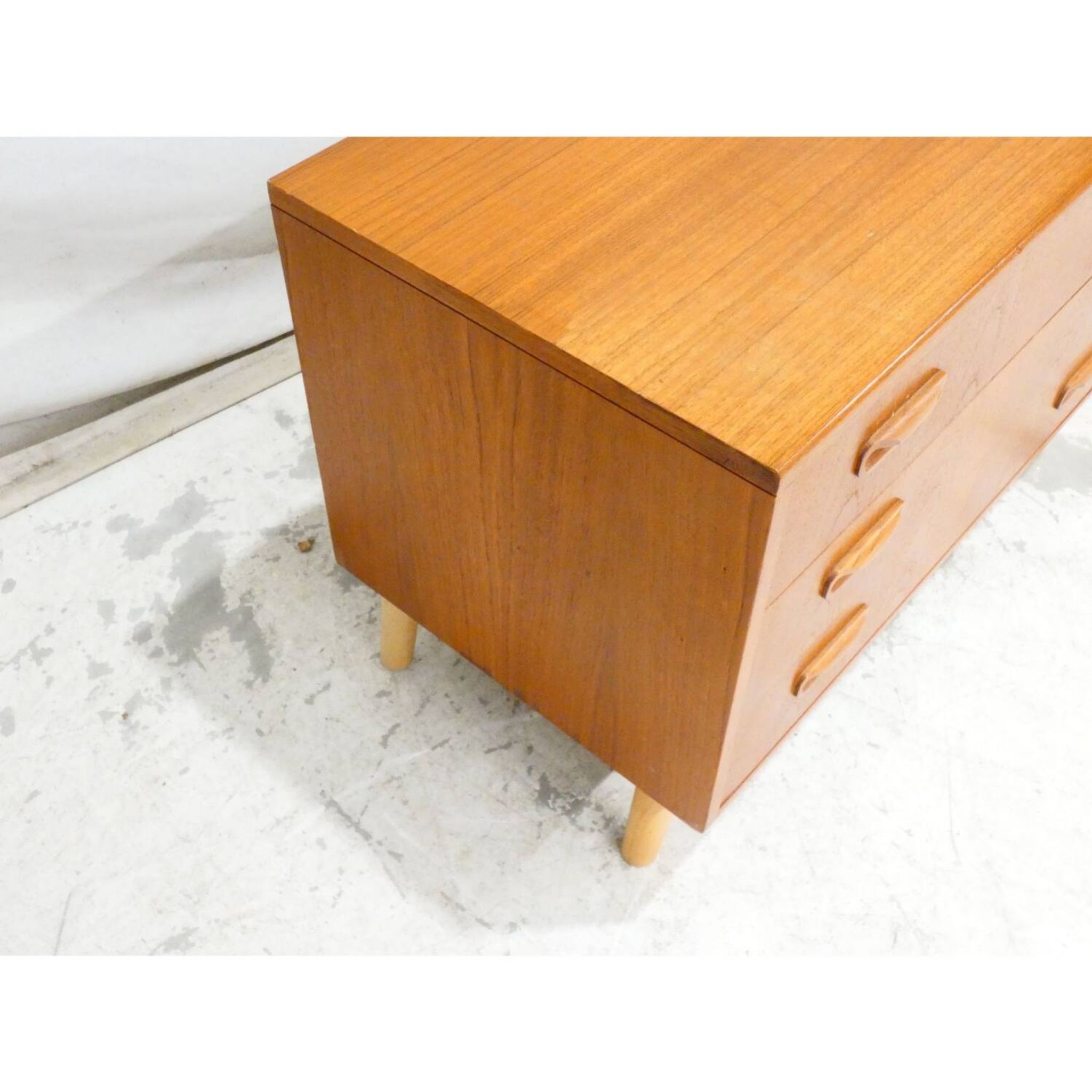Commode Vintage G-Plan - Teck - Design Scandinave - 3 Tiroirs