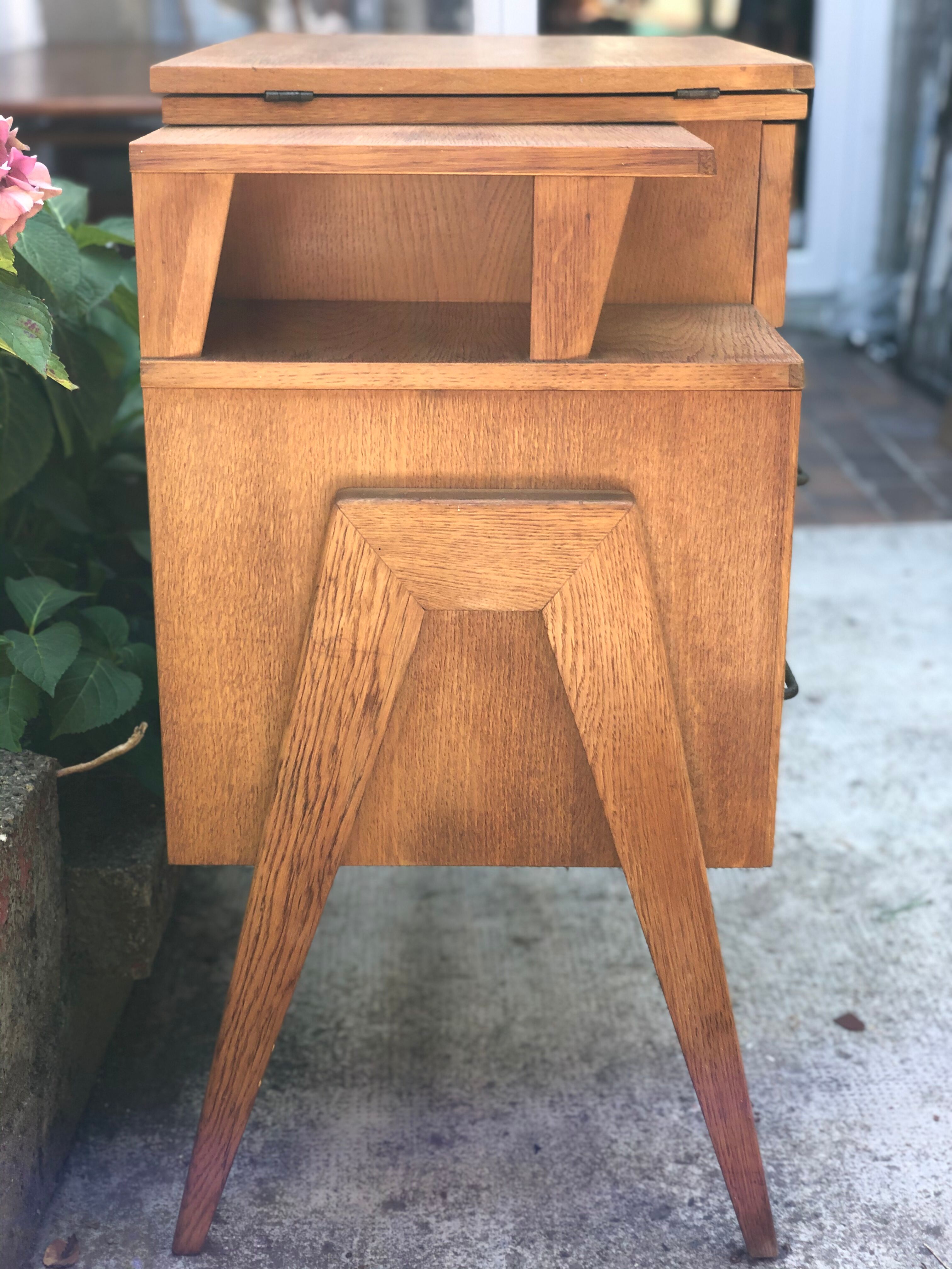 Vintage desk feet compass