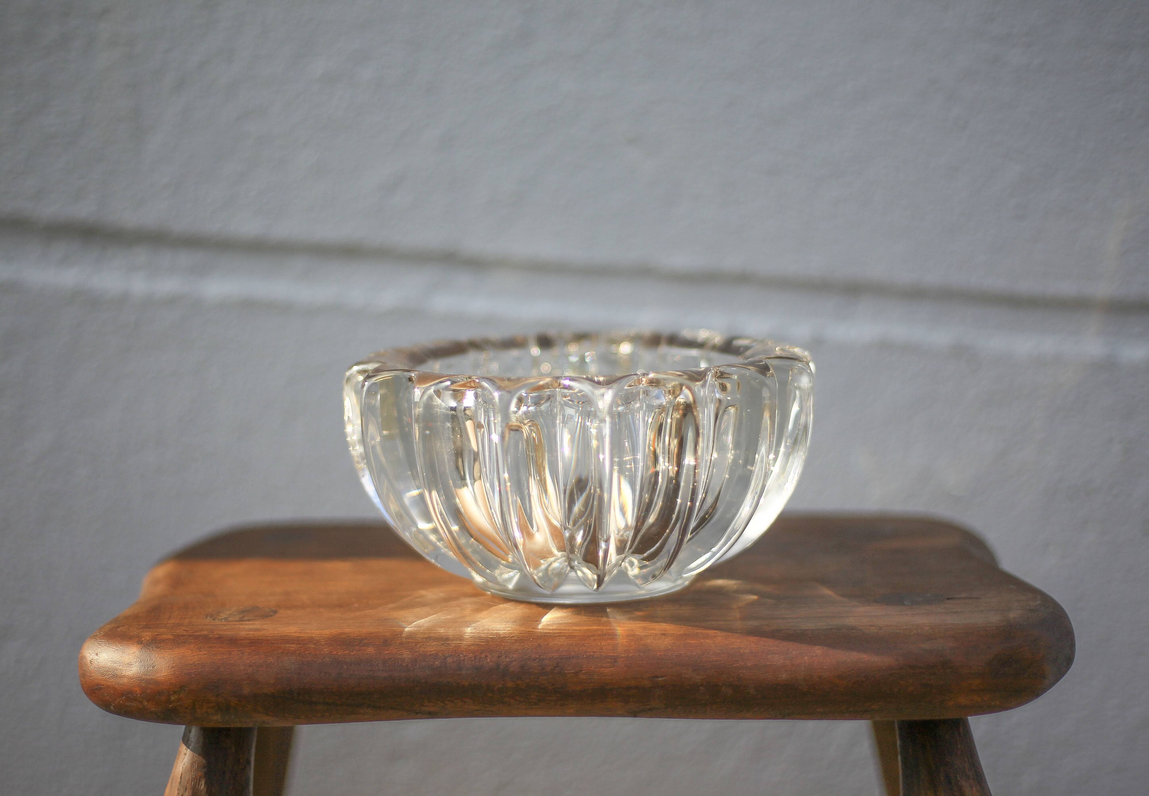 Pierre d'Avesn pocket tray, art deco molded glass bowl, collection, made in France, interior decoration