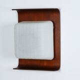 Scandinavian wall lamp Goffredo Reggiani in teak circa 1960