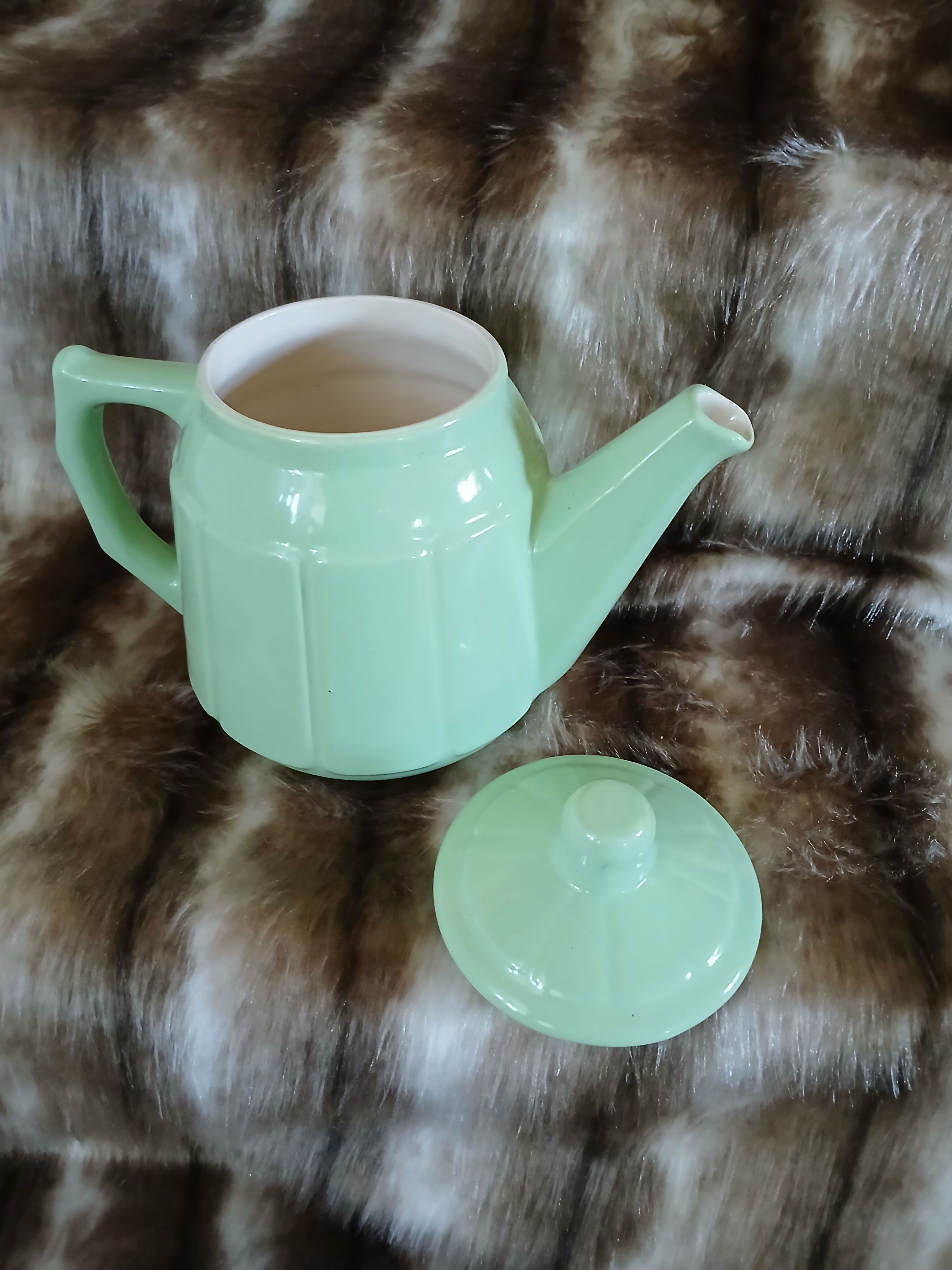 Vintage coffee pot/teapot