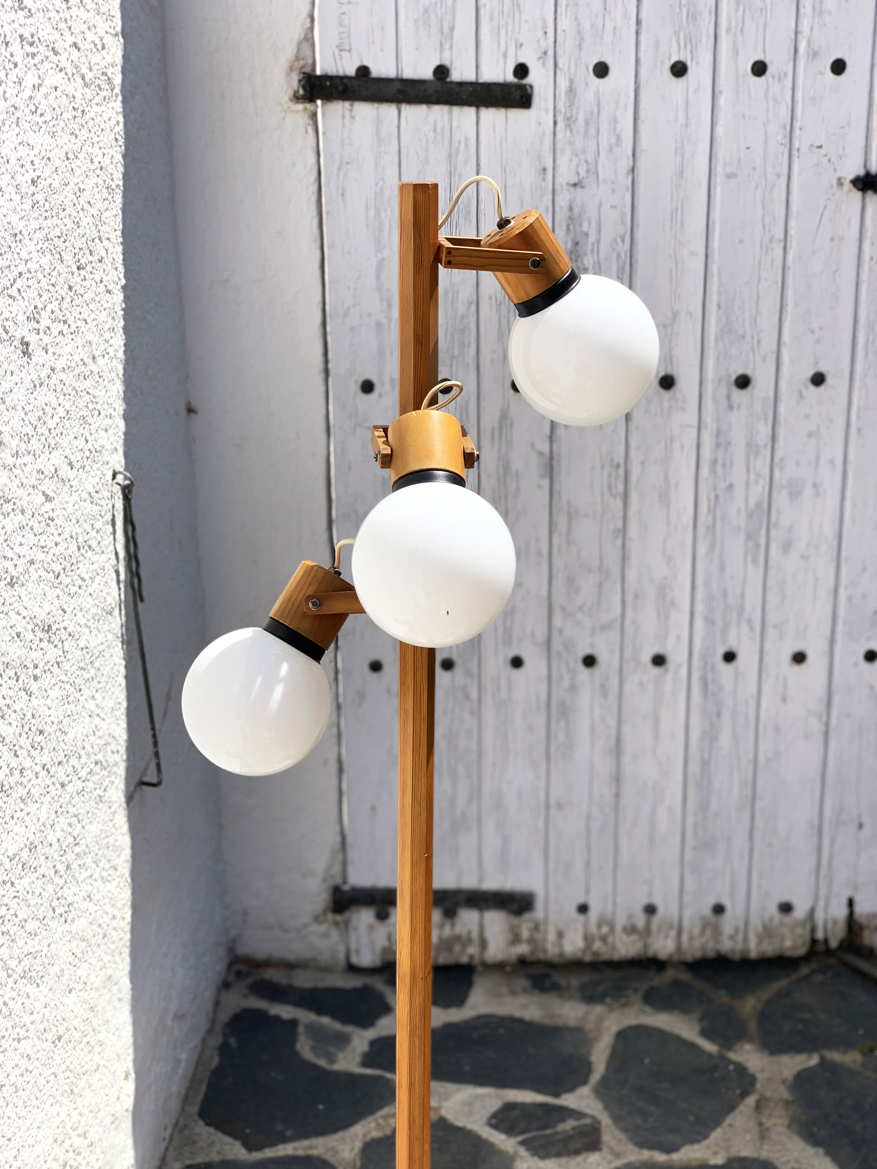 Wooden floor lamp from the 70s