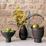 Vase haut noir
