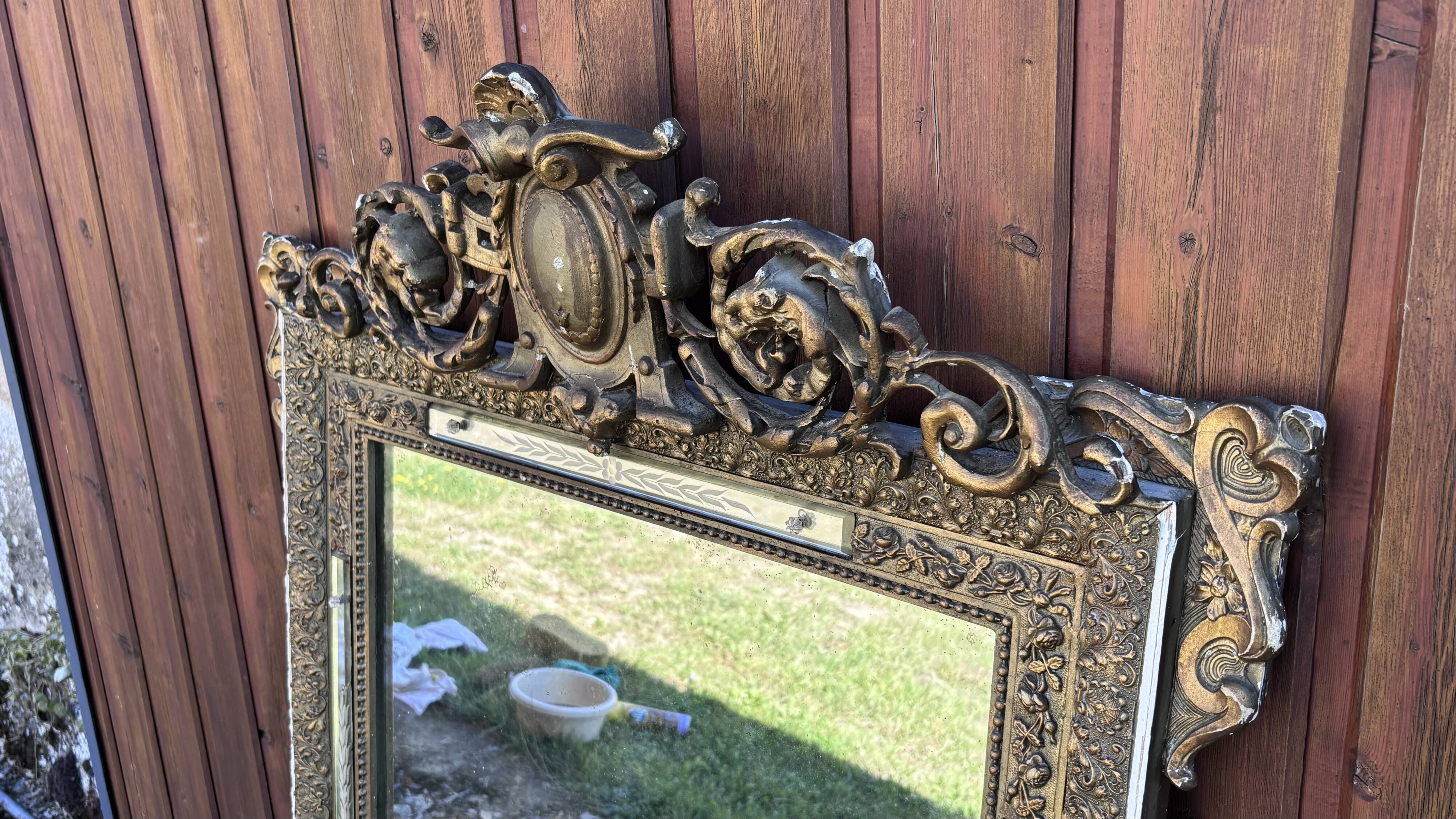 Large Napoleon III carved mirror – Patinated wood & Louis XV decor