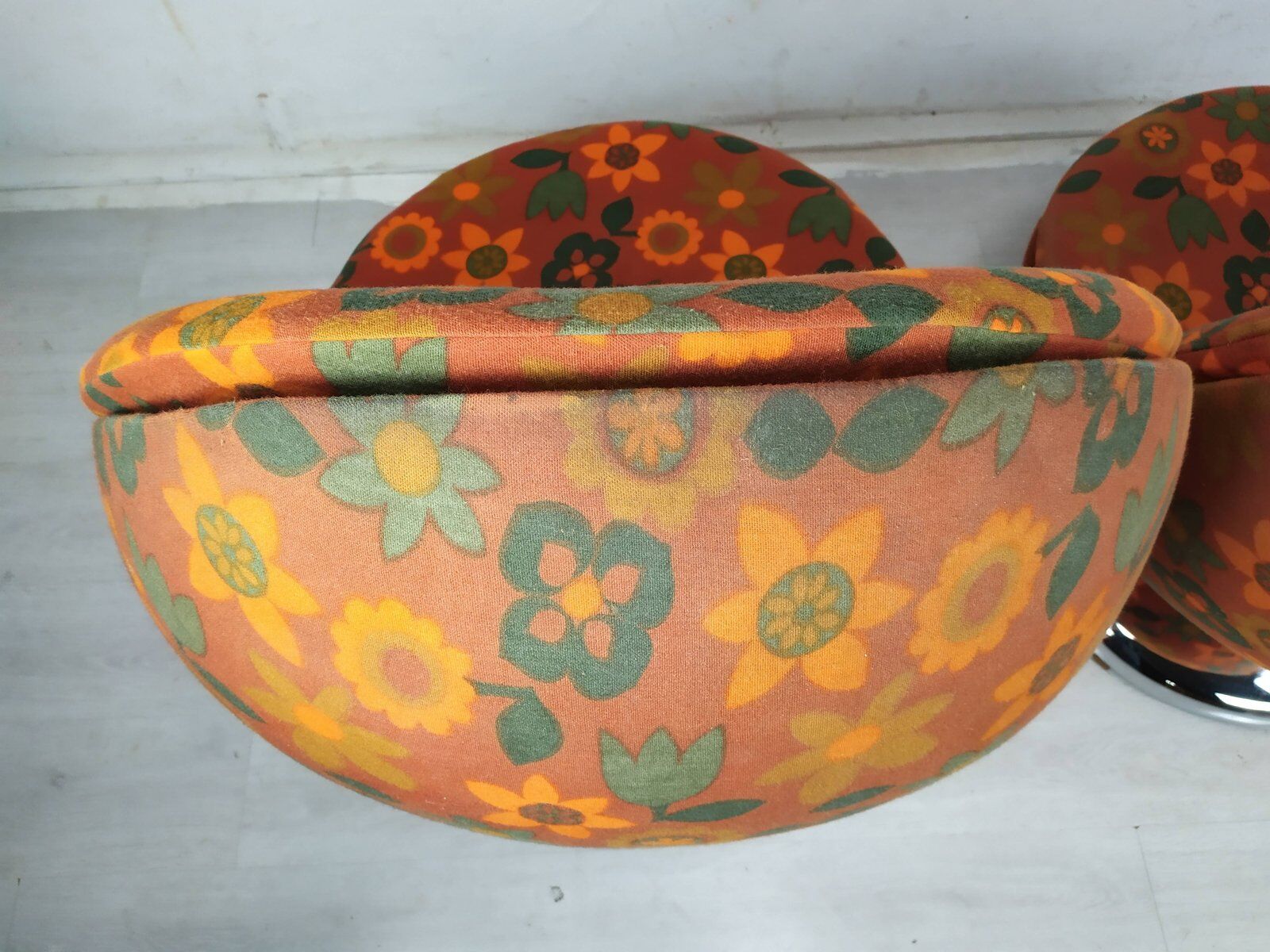 Ball Chairs Space Age Vintage, 1970s, Set of 2