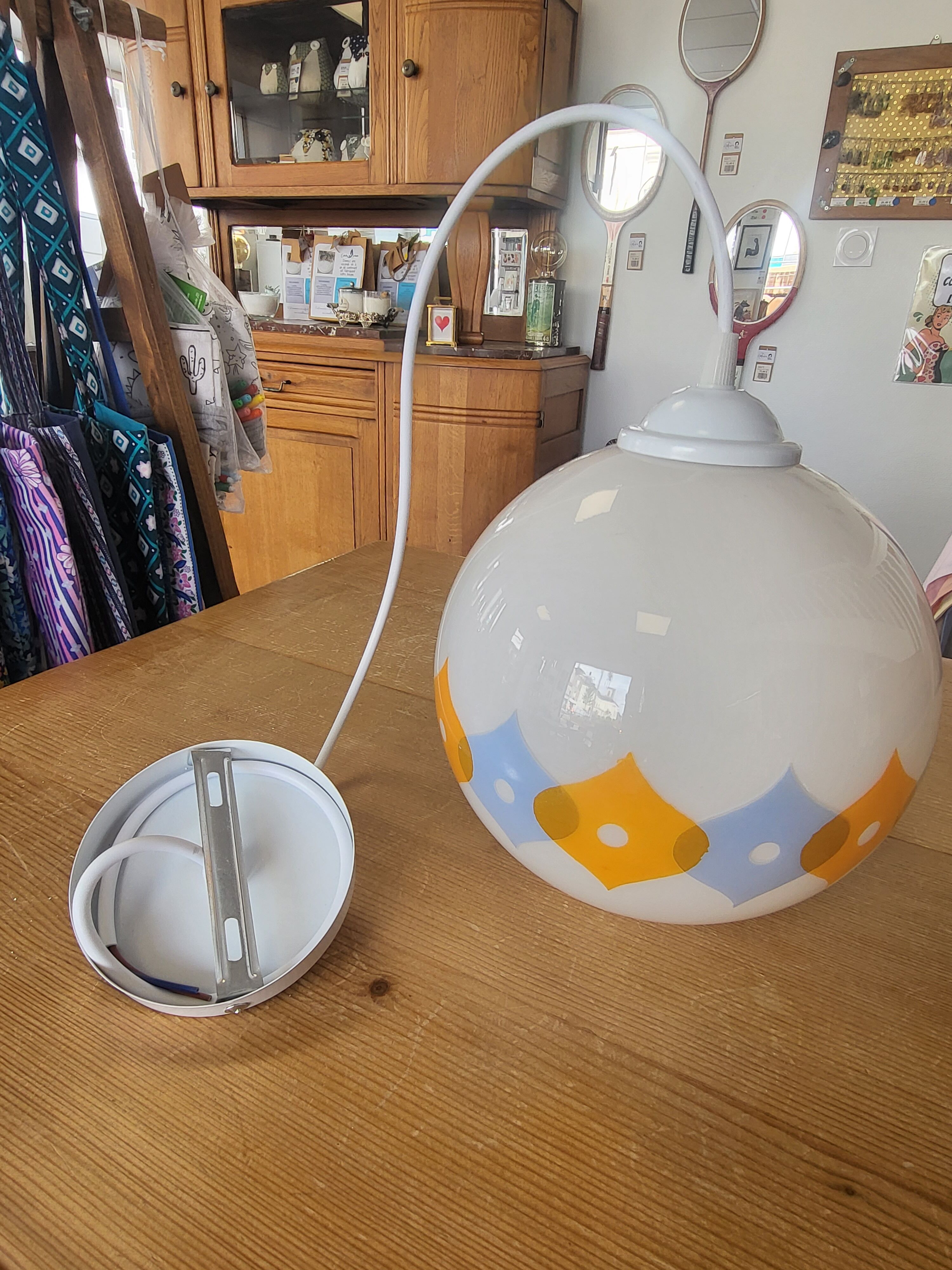 Suspension ball in opaline white geometric patterns orange and blue years 60/70