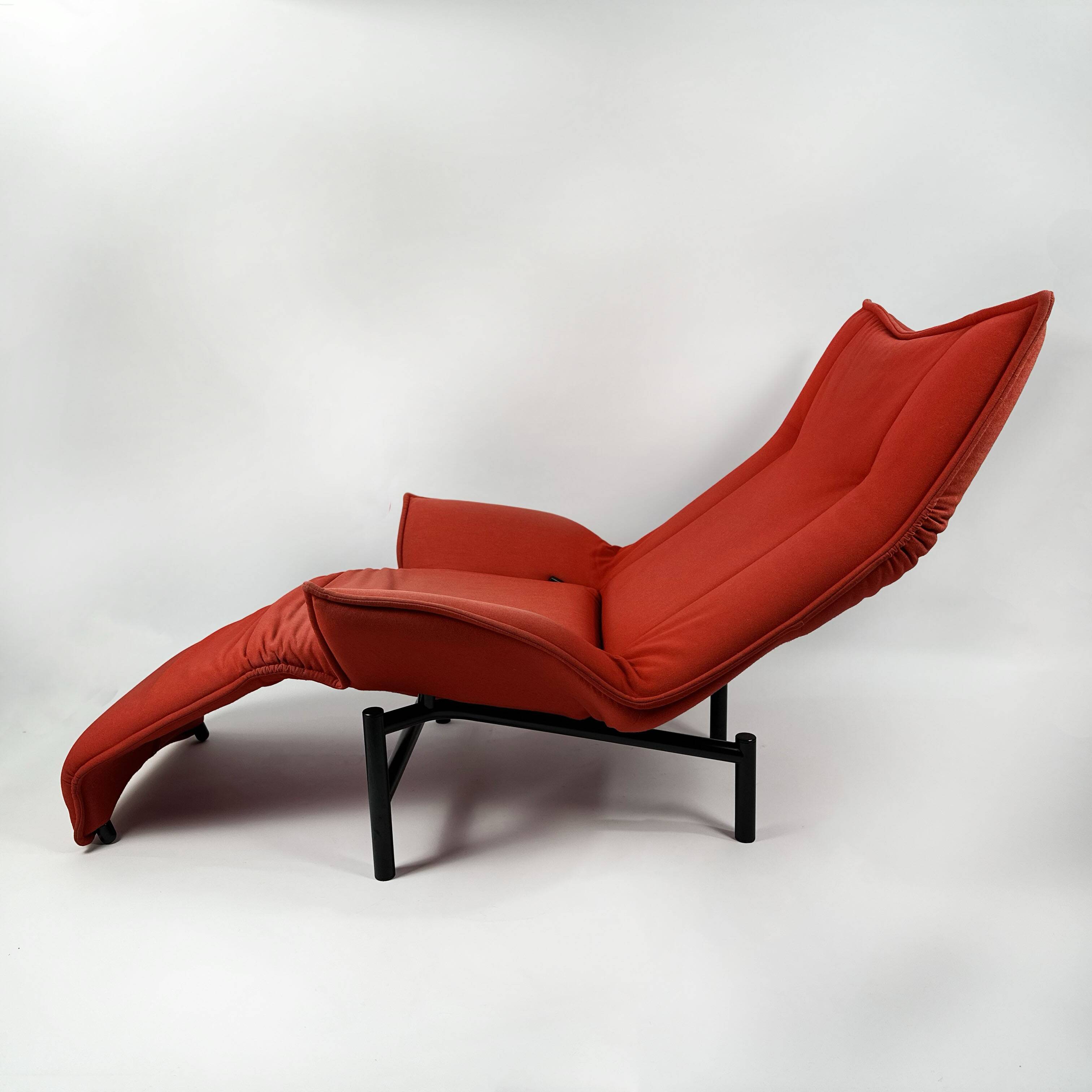 Chaise de véranda vintage rouge par Vico Magistretti