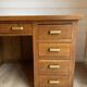Bureau de ministre vintage double caisson en chêne – Milieu de pièce
