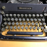 Machine à écrire Woodstock 1930
