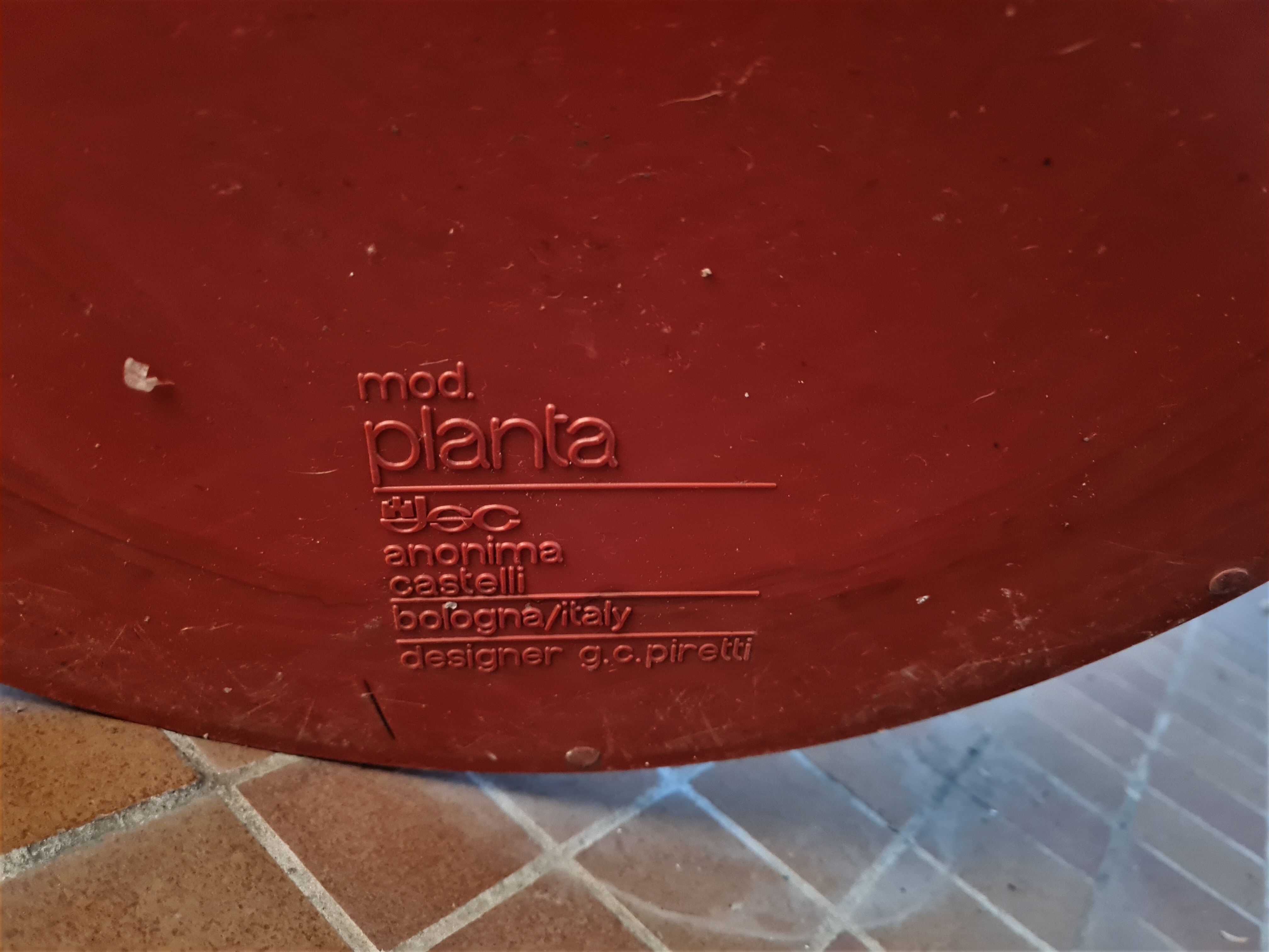 Porte-manteaux et parapluies modèle Planta de Giancarlo Piretti édition Castelli