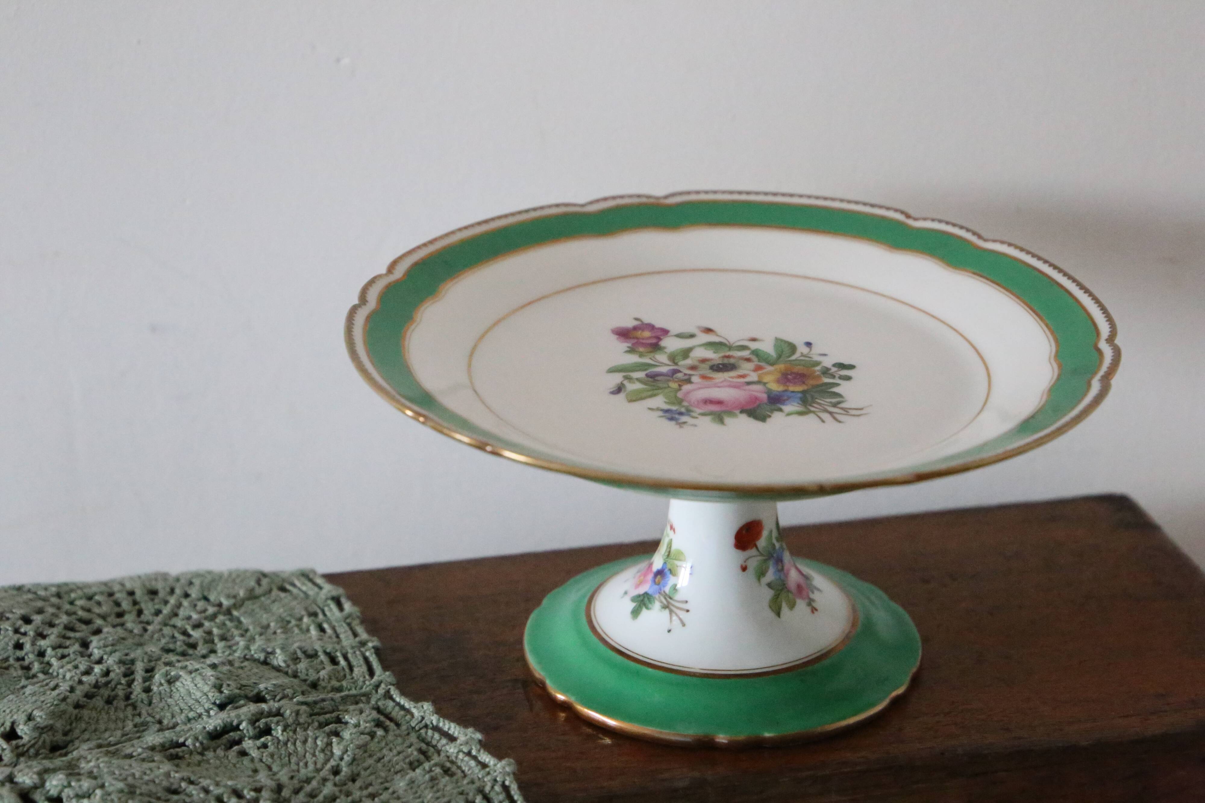 Servant dish on piedouche, for the Julienne Paris store, late 19th century