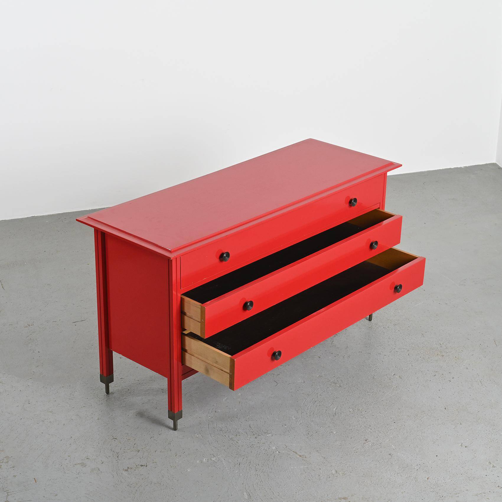 Commode laquée rouge Carlo De Carli pour Sormani, vers 1963