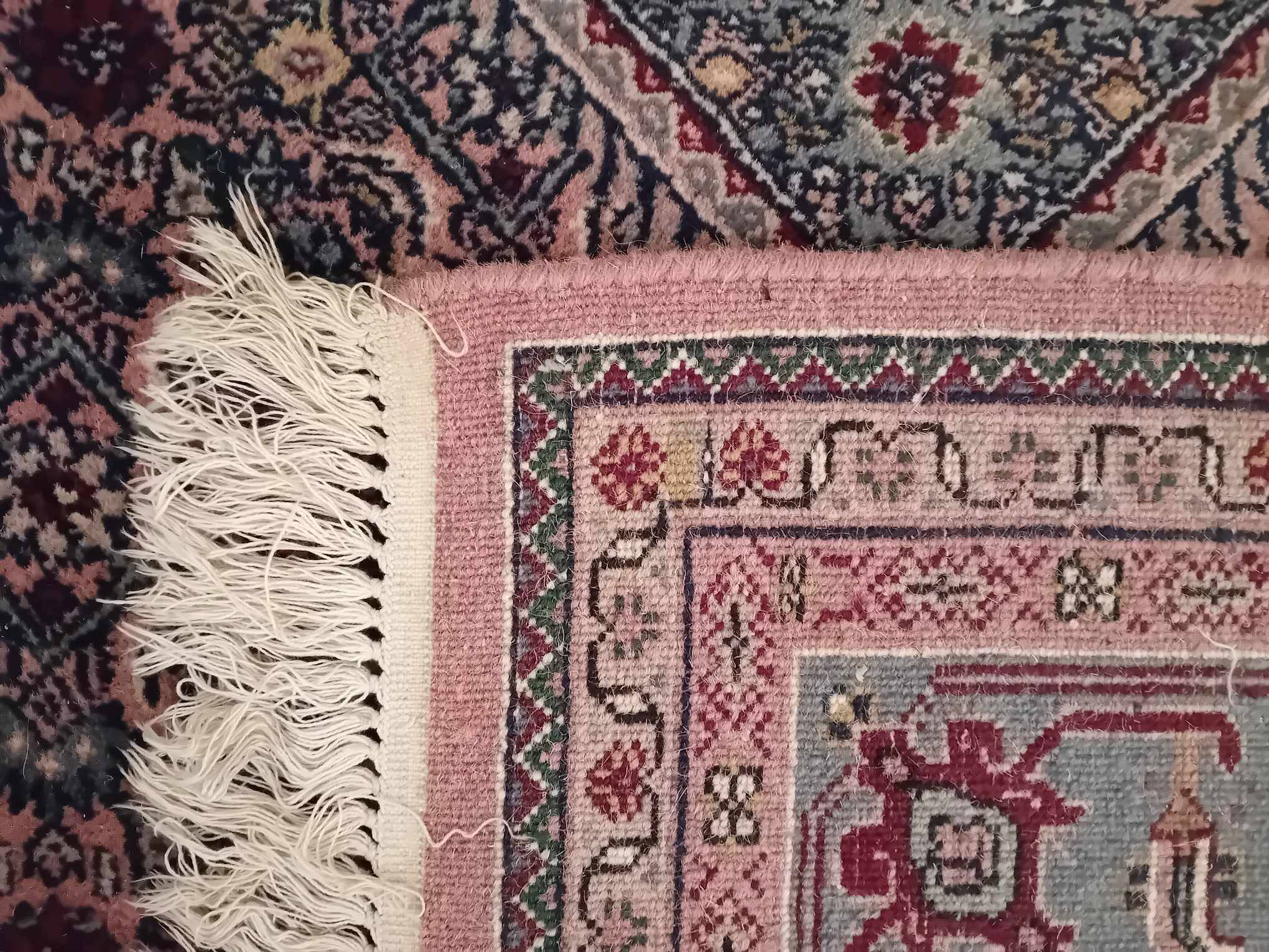 Handmade Indo-Bidjar rug 285x196cm